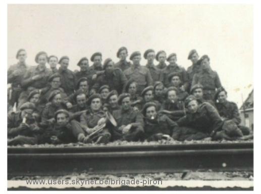 OPHEUSDEN - 8Mai 1945 - Le Peloton du Lt Comre